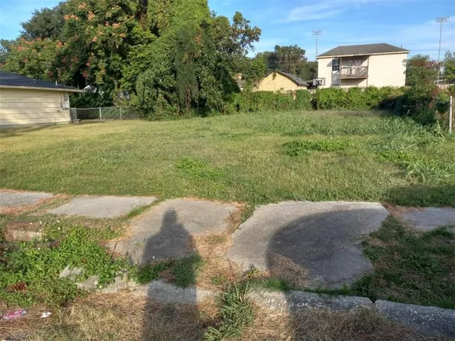 $20,000 | 2028 Lauradale Drive, New Orleans, LA 70114