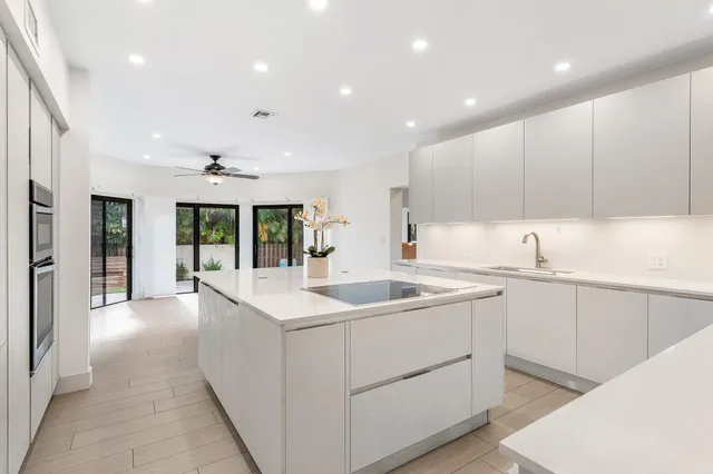 $3,700,000 | 4140 Sanctuary Lane, Boca Raton, FL 33431