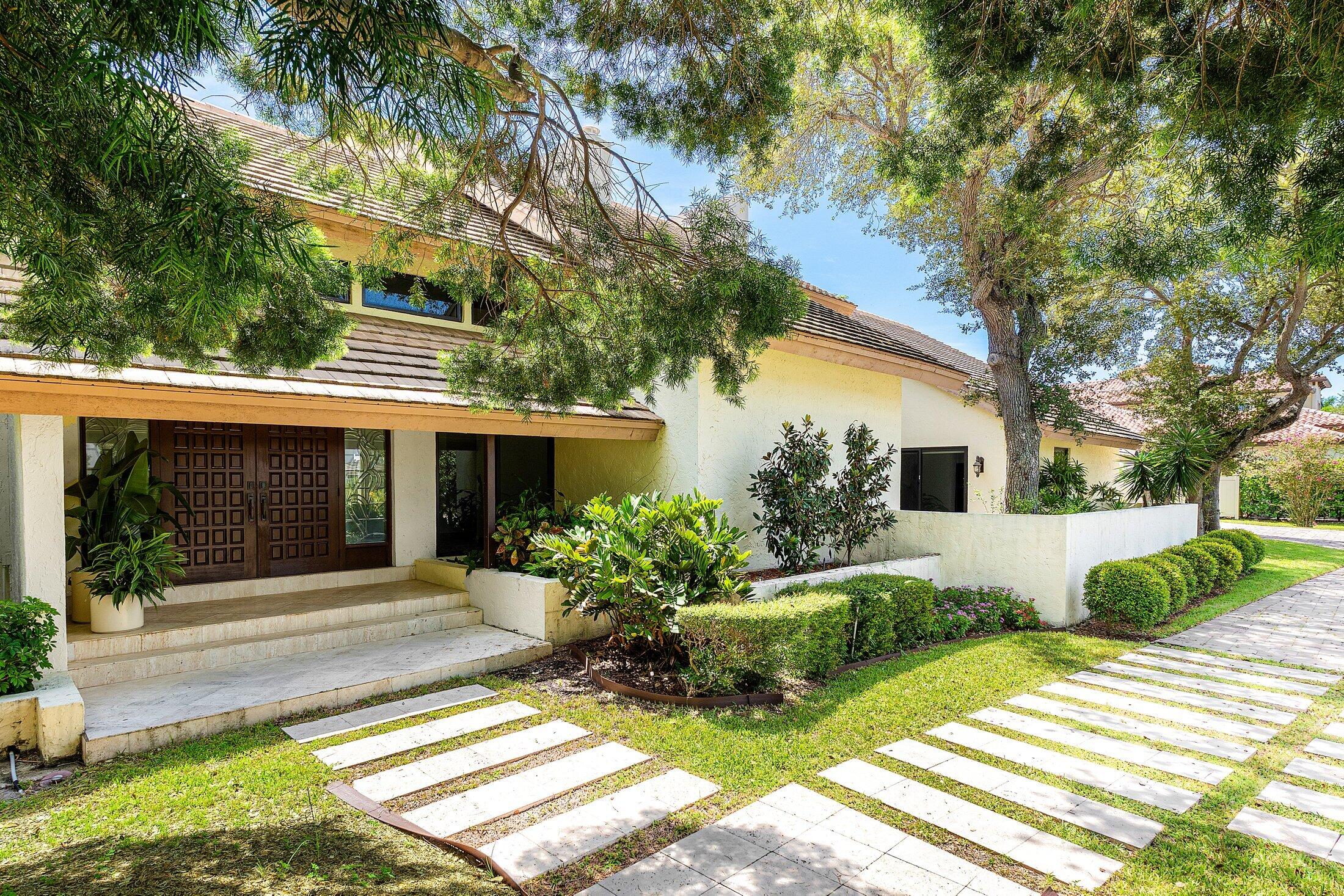 4140 Sanctuary Lane Boca Raton, FL 33431 - Photo 5 of 94 002-4140SanctuaryLane-BocaRaton-33431-SM