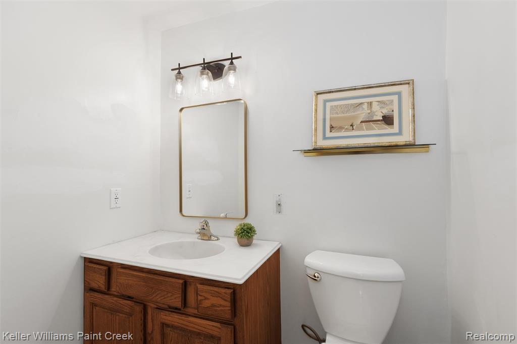 3780 Bass Lake Road Commerce Township, MI 48382 - Photo 31 of 45