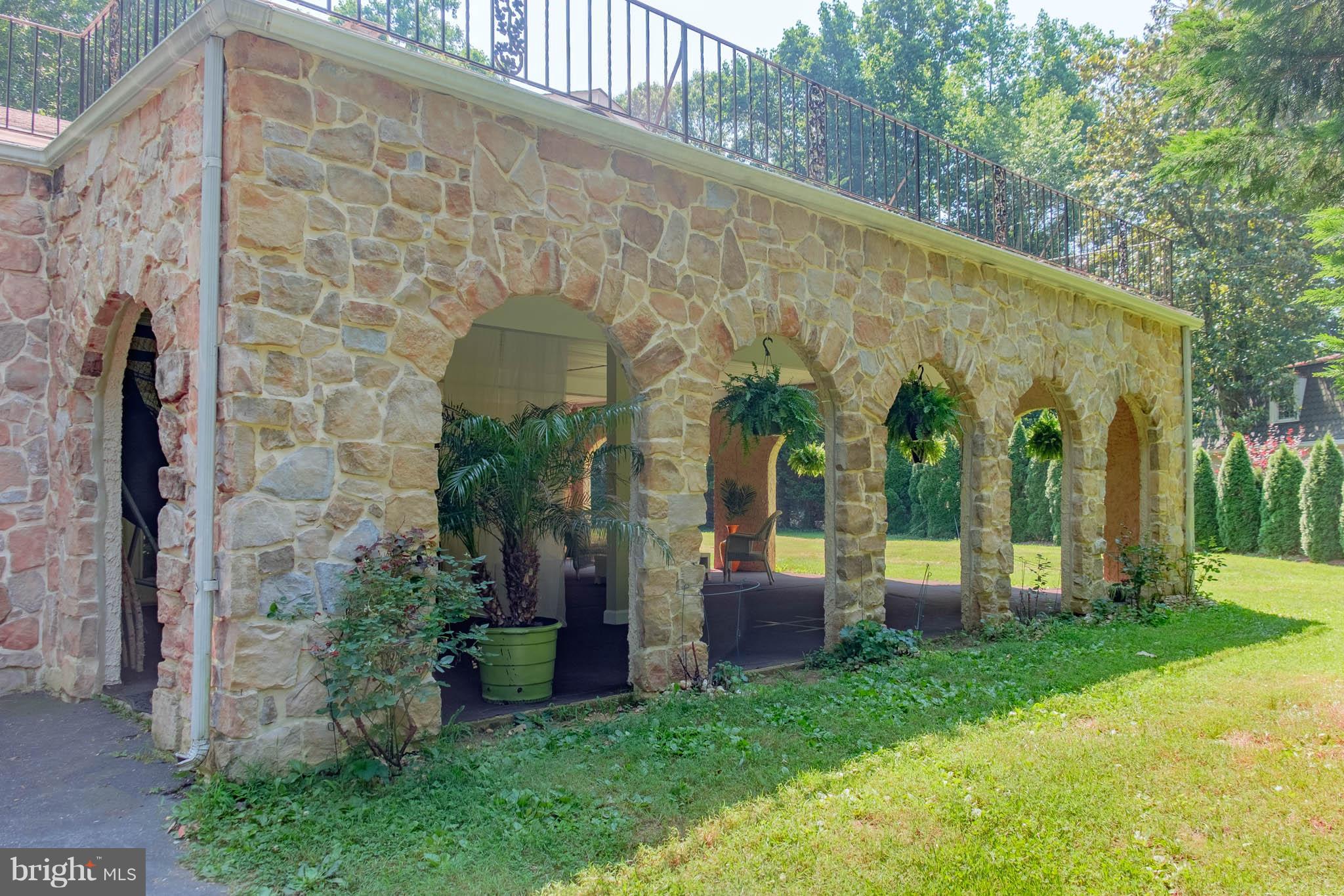 1656 Comanche Road Arnold, MD 21012 - Photo 27 of 30 Arches lead to the Piazza.