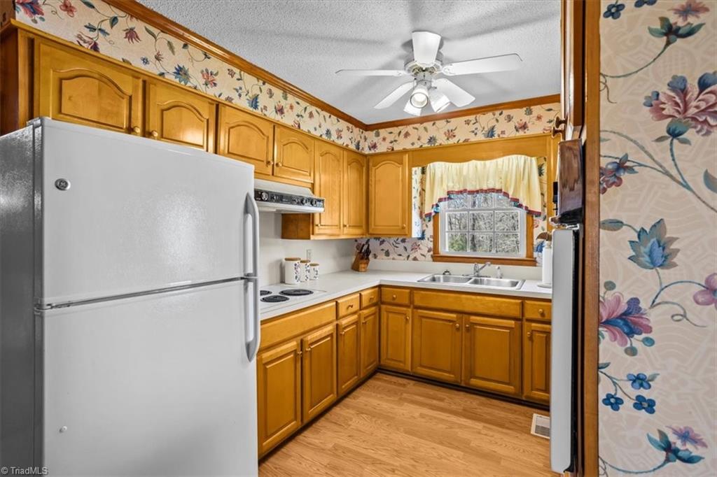 6500 Osceola Ossipee Road Elon, NC 27244 - Photo 12 of 46