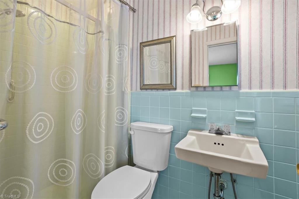 6500 Osceola Ossipee Road Elon, NC 27244 - Photo 27 of 46