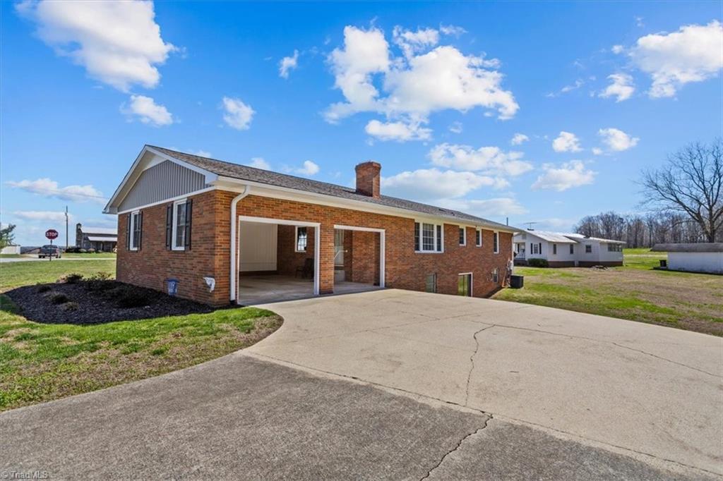 6500 Osceola Ossipee Road Elon, NC 27244 - Photo 7 of 46