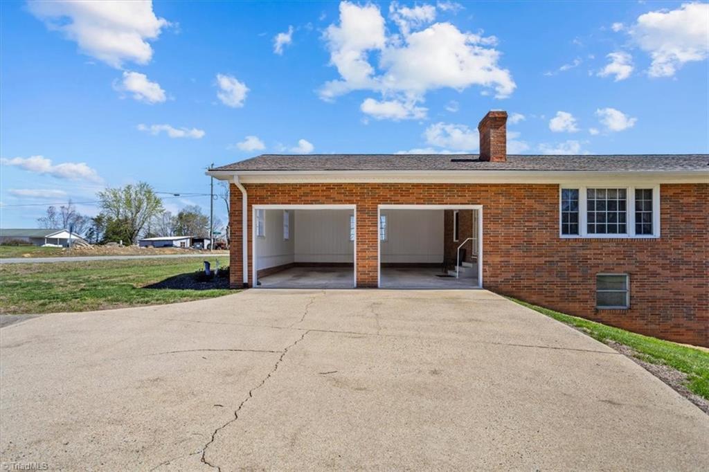 6500 Osceola Ossipee Road Elon, NC 27244 - Photo 8 of 46