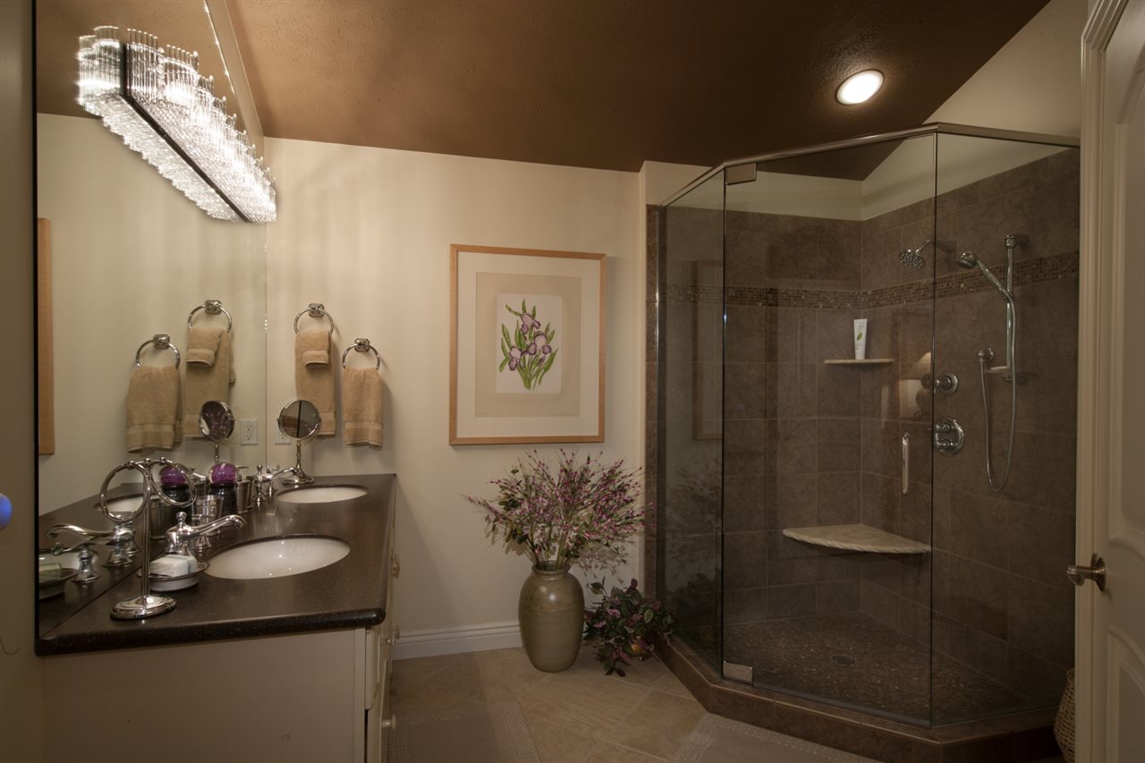 254 Red Fox Ridge Traverse City, MI 49686 - Photo 17 of 29 1814092-16.JPG