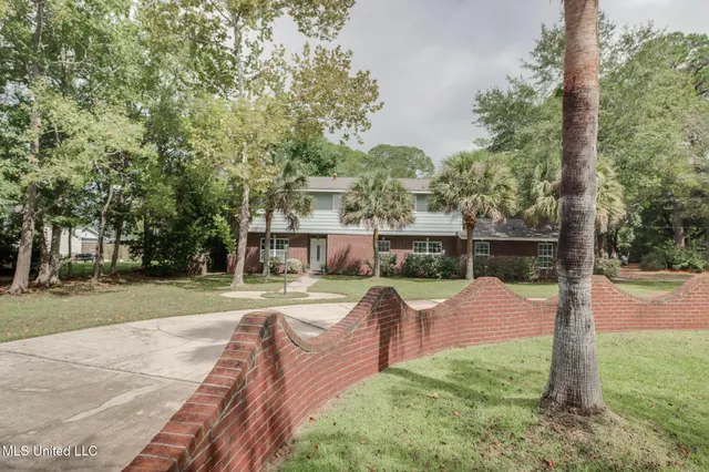 $494,000 | 5506 Kendall Avenue, Gulfport, MS 39507