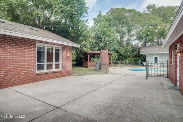 $494,000 | 5506 Kendall Avenue, Gulfport, MS 39507