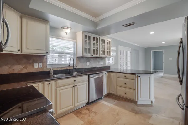 $479,000 | 5506 Kendall Avenue, Gulfport, MS 39507
