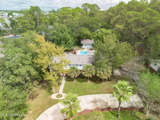 $494,000 | 5506 Kendall Avenue, Gulfport, MS 39507