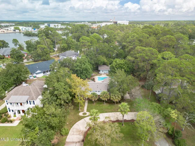 $494,000 | 5506 Kendall Avenue, Gulfport, MS 39507