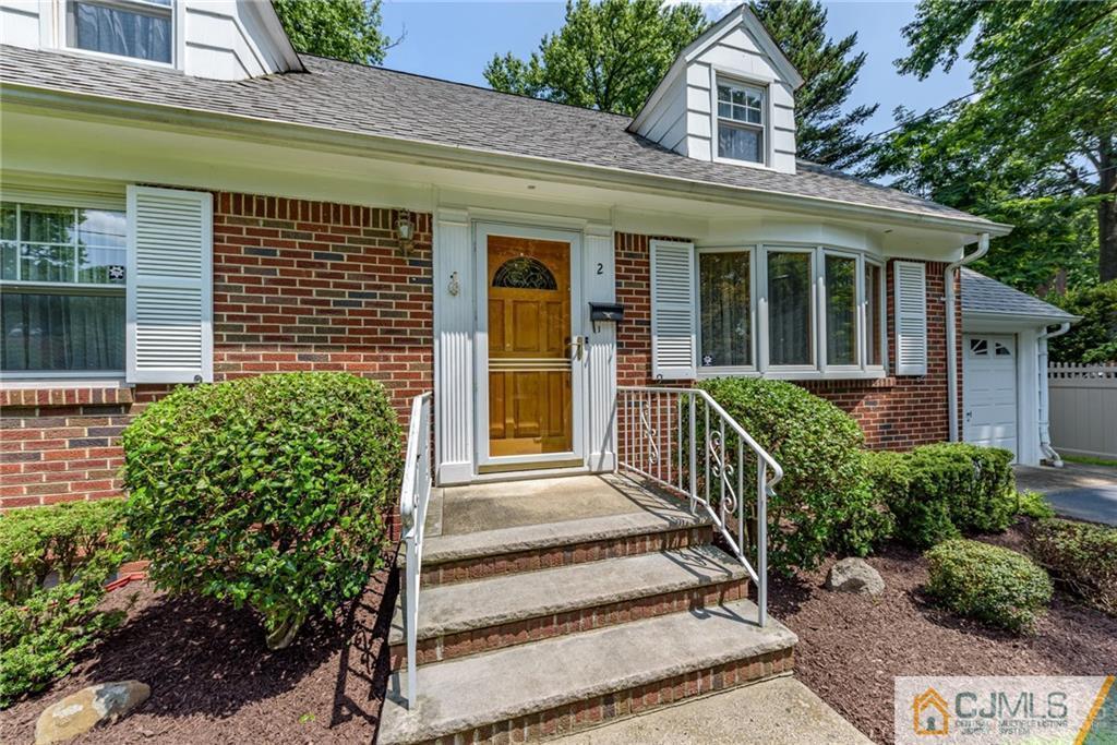 2 Maple Street Clark, NJ 07066 - Photo 2 of 31 Gallery Image 2