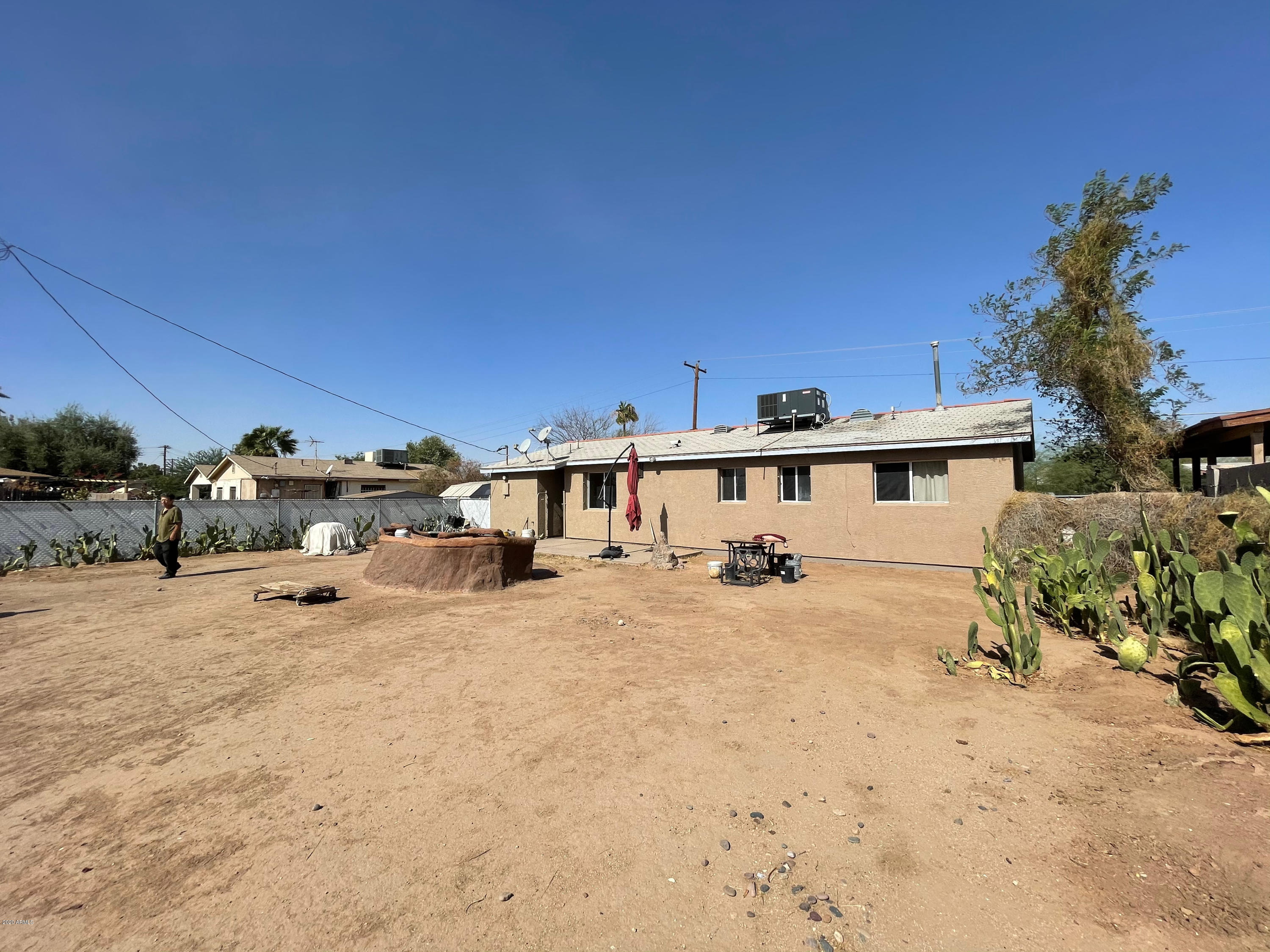 2033 West Roeser Road Phoenix, AZ 85041 - Photo 11 of 12 IMG_0107