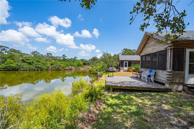 $725,000 | 164 4th Street, Rockport, TX 78382