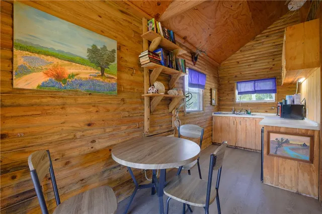 $725,000 | 164 4th Street, Rockport, TX 78382