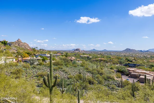 $950,000 | 6360 East Applegate Way, Unit 44, Carefree, AZ 85377