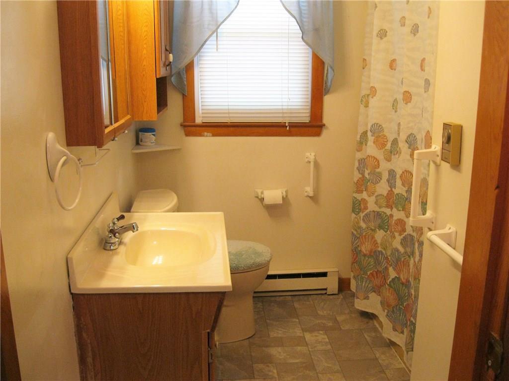 30 Villa Road, Unit 30 Westbrook, ME 04092 - Photo 15 of 24 Bathroom