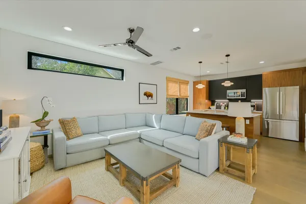 $3,900 | 907 Redd Street, Unit 2, Austin, TX 78745