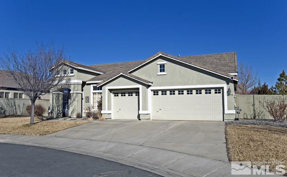 1795 Arrow Wood Court Reno, NV 89521 - Photo 38 of 40 a front view of a house with a yard