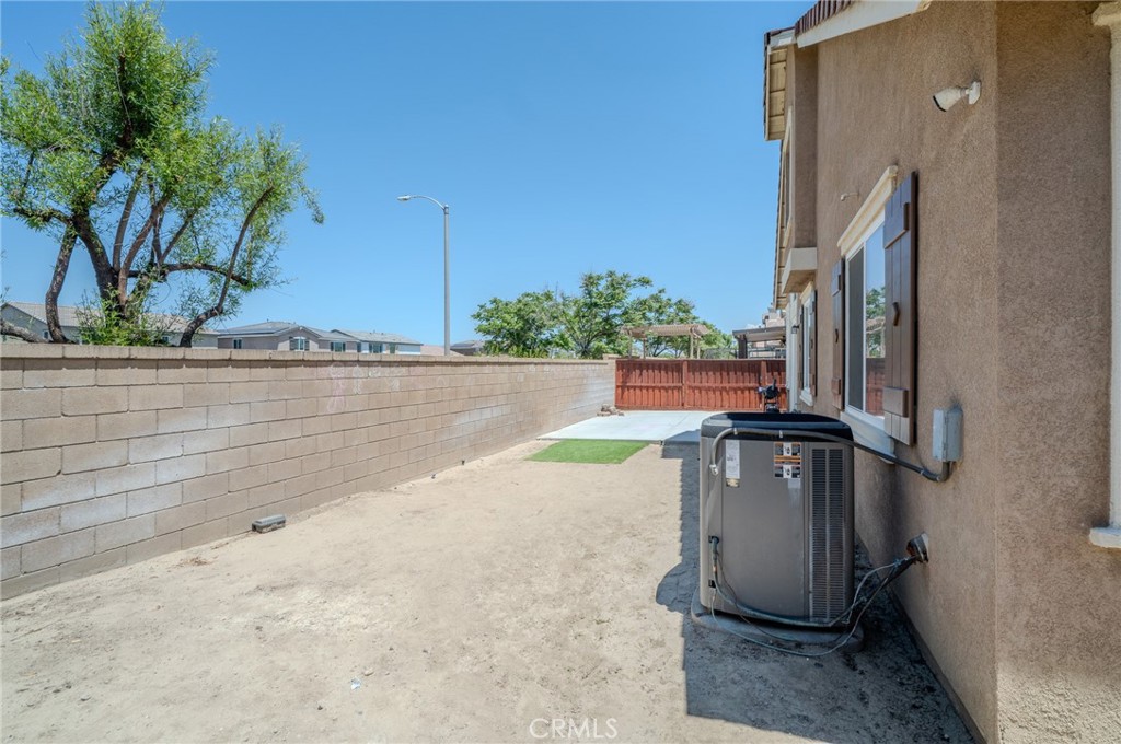 1895 Silver Drop Lane Hemet, CA 92545 - Photo 47 of 50 Backyard