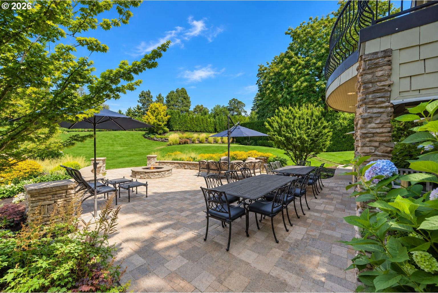 710 Rosemont Road West Linn, OR 97068 - Photo 13 of 37 Patio