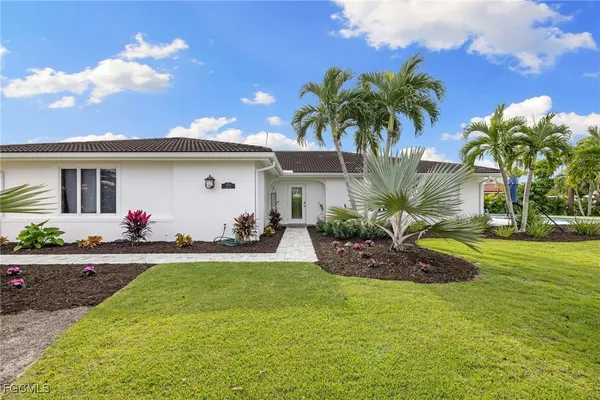 $1,495,000 | 979 Whelk Drive, Sanibel, FL 33957