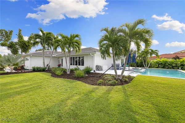 $1,495,000 | 979 Whelk Drive, Sanibel, FL 33957