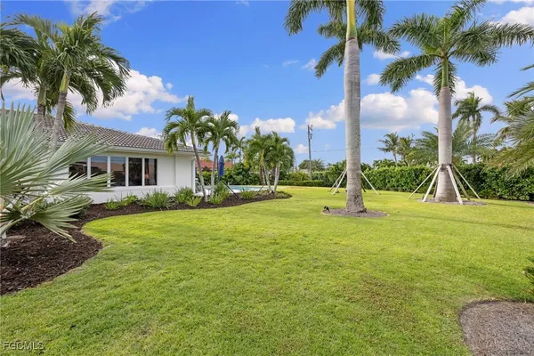 $1,495,000 | 979 Whelk Drive, Sanibel, FL 33957