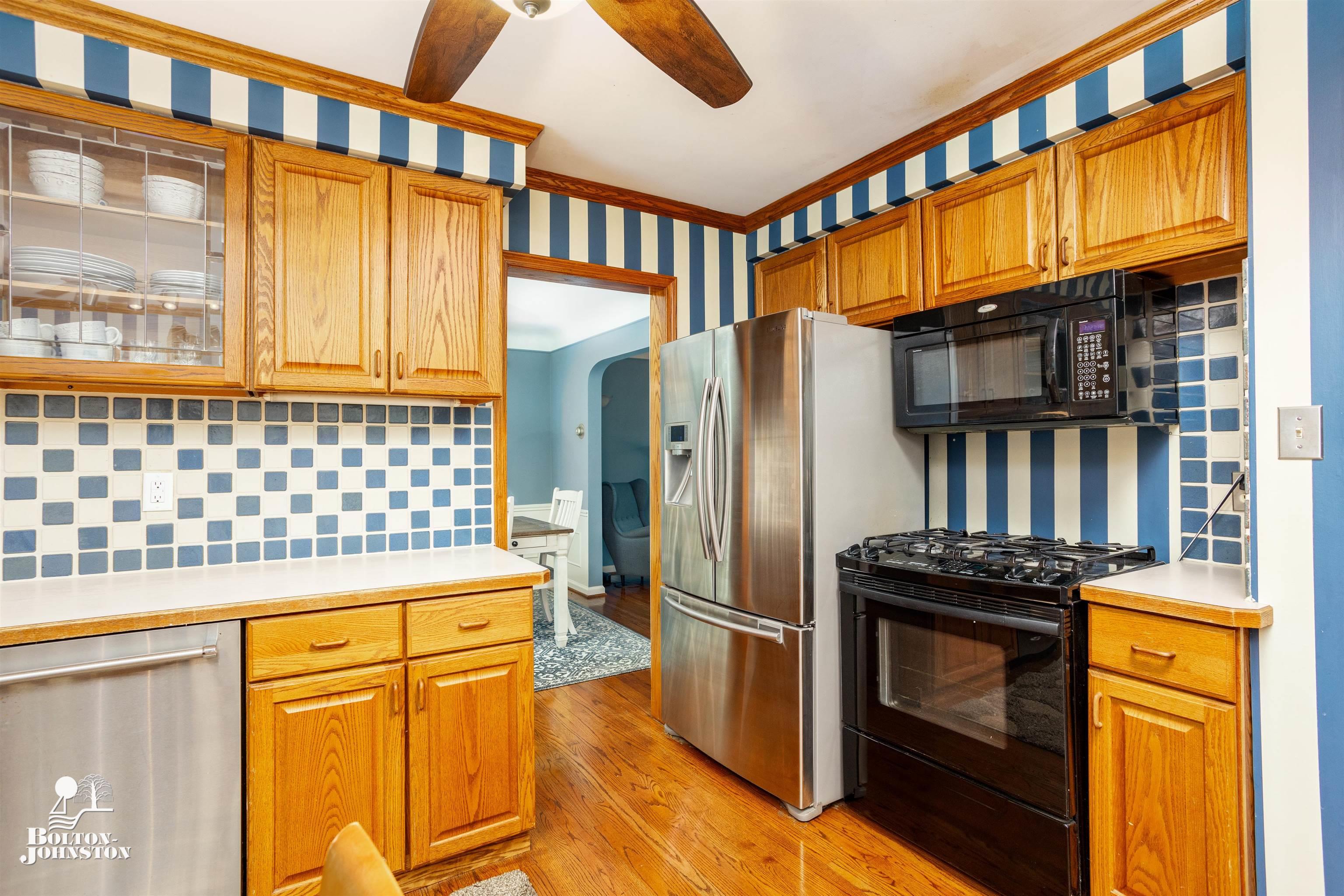 1977 Littlestone Road Grosse Pointe, MI 48236 - Photo 12 of 34 Kitchen