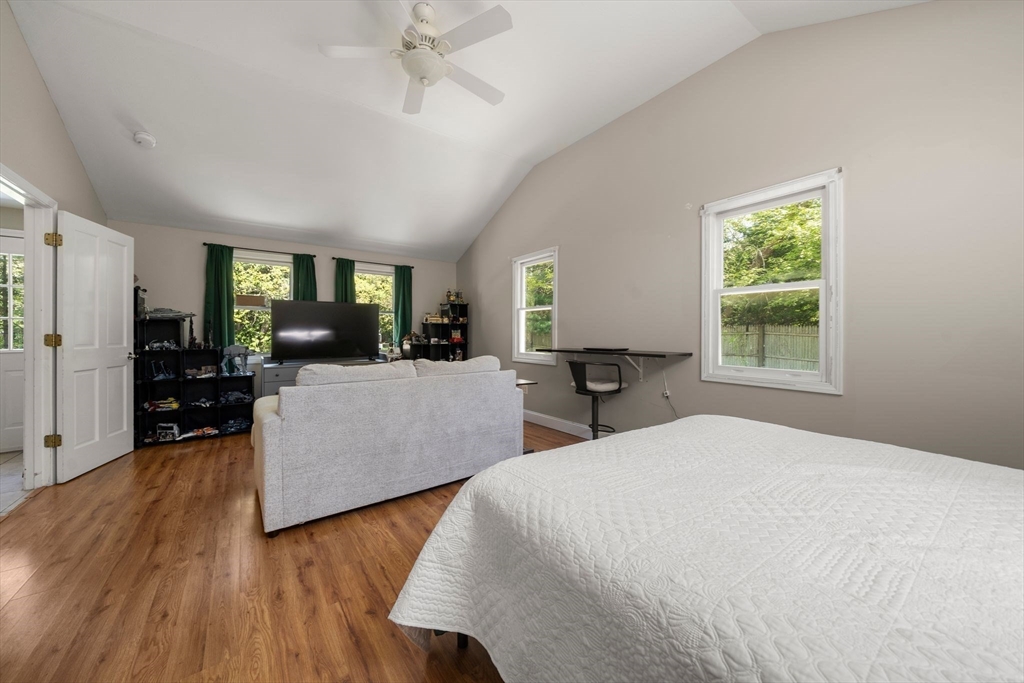 302 Ames Way Barnstable, MA 02632 - Photo 17 of 37