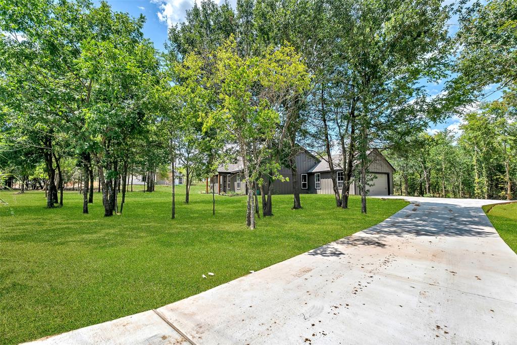 391 Slate Rock Road Ennis, TX 75119 - Photo 2 of 40