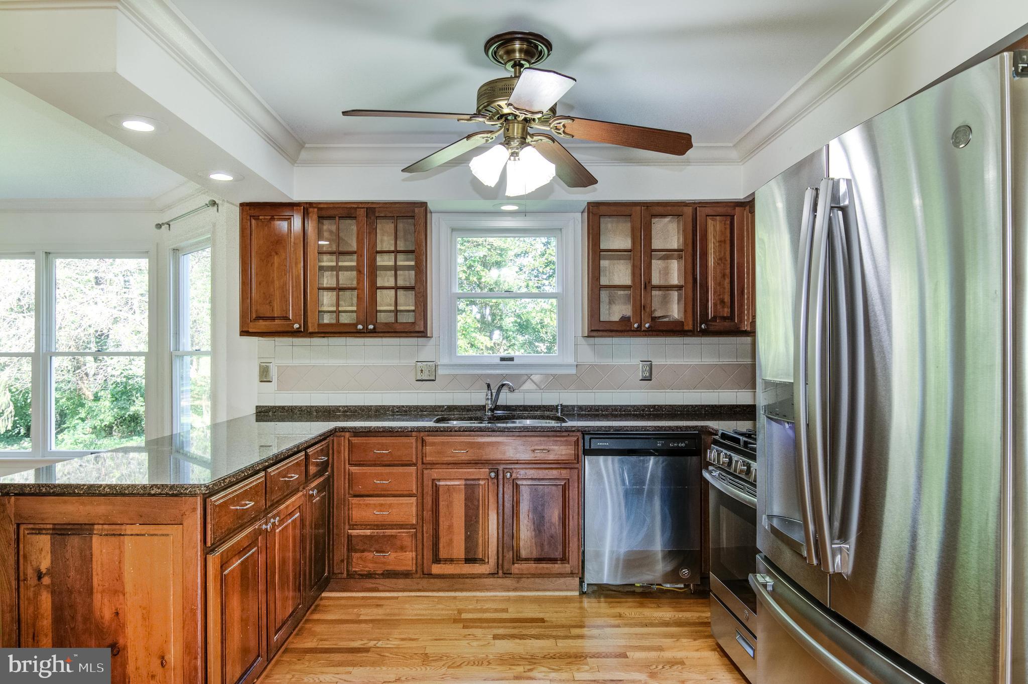 1402 Pleasant View Road Tuscarora, MD 21790 - Photo 22 of 66 Main Level Kitchen