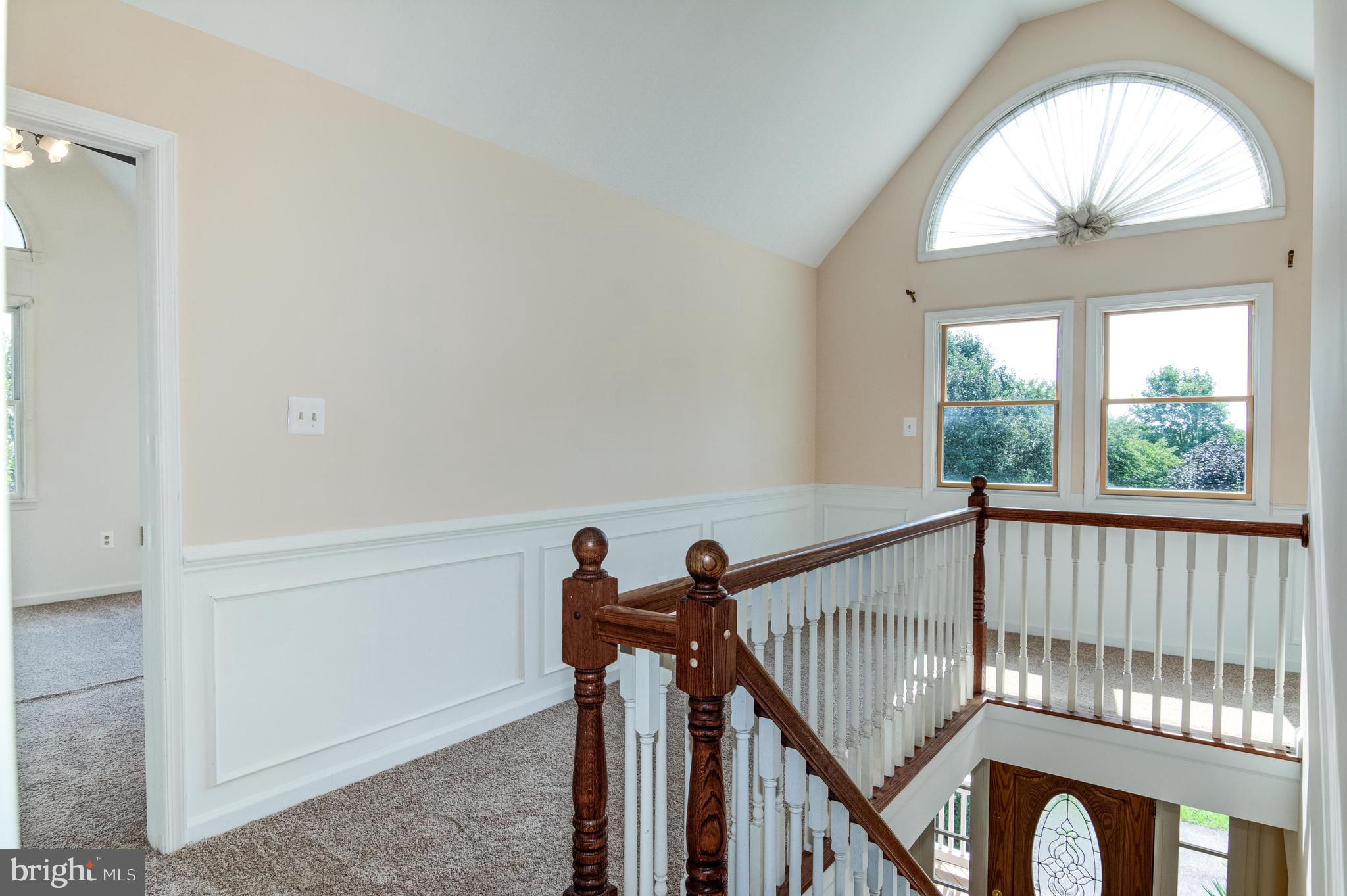 1402 Pleasant View Road Tuscarora, MD 21790 - Photo 43 of 66 Upper Level Stairway & Foyer