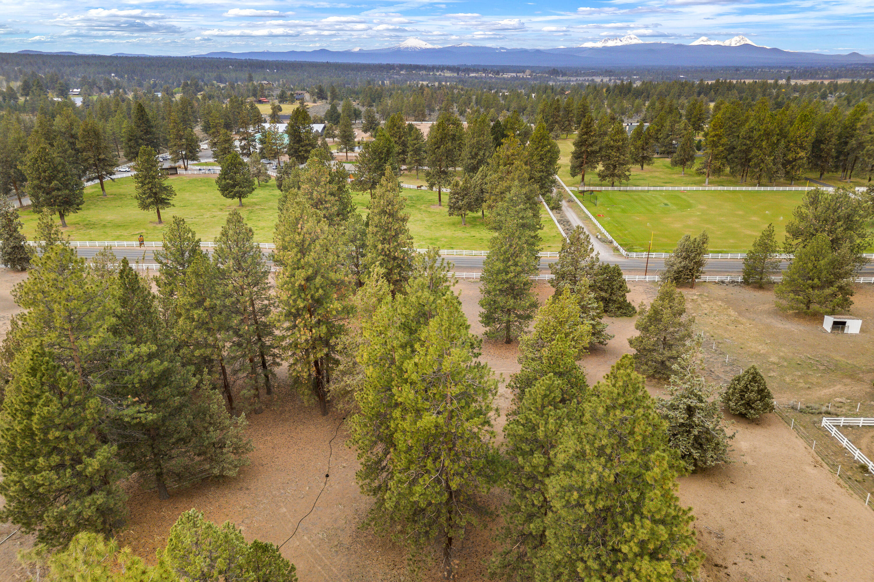 60570 Billadeau Road Bend, OR 97702 - Photo 10 of 20