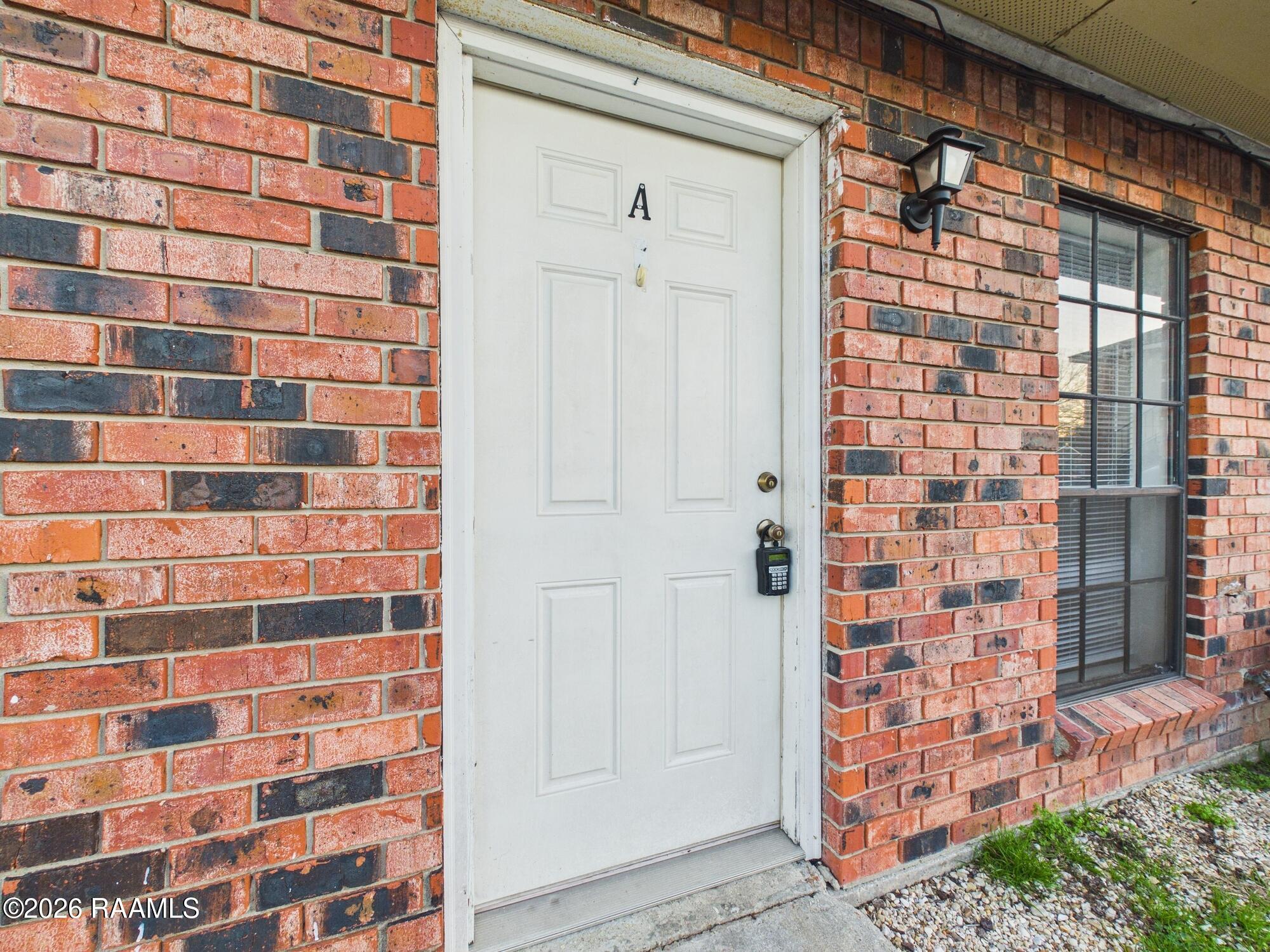 103 Country, Unit A Lafayette, LA 70508 - Photo 2 of 18 CAM06261G6-PR0013-STILL001