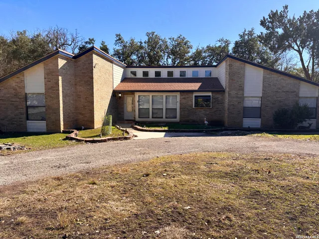 $2,300 | 514 Fossel Pass Street, San Antonio, TX 78260