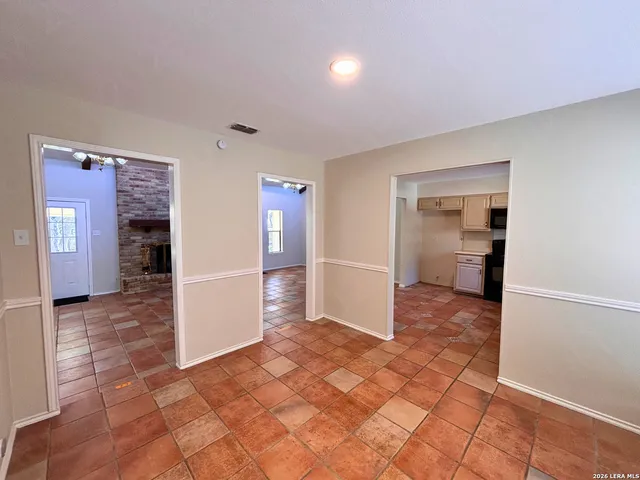 $2,300 | 514 Fossel Pass Street, San Antonio, TX 78260