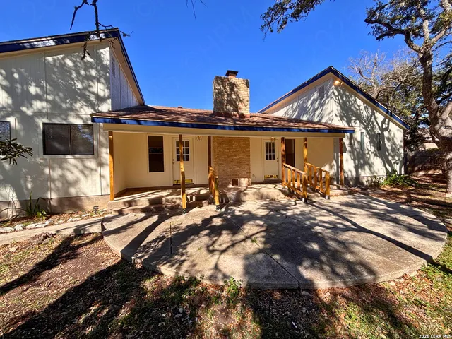 $2,300 | 514 Fossel Pass Street, San Antonio, TX 78260