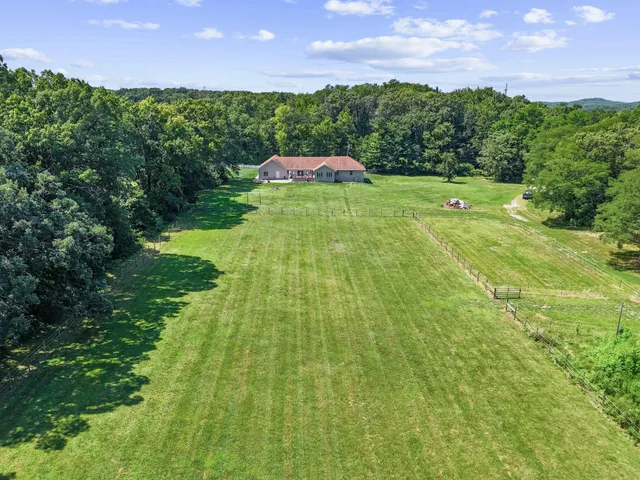 $750,000 | 1251 North Mineral Springs Road, Chesterton, IN 46304