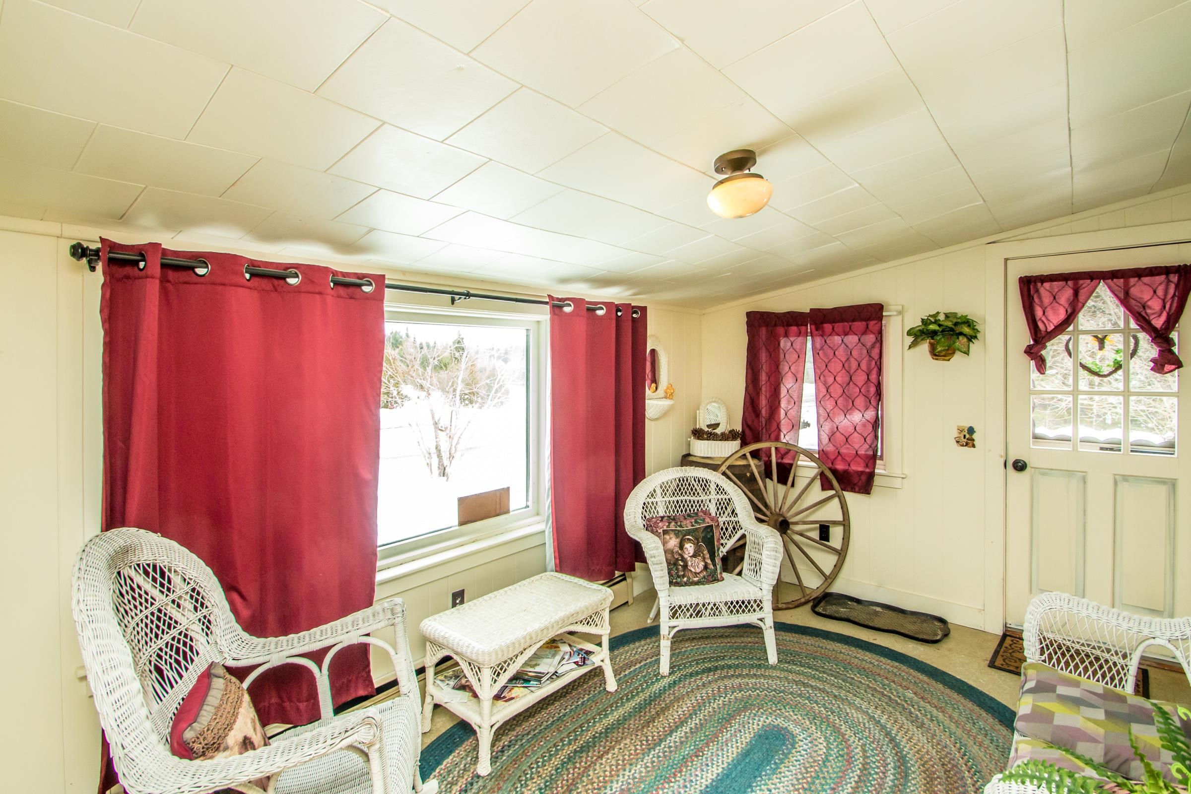 282 Jefferson Road Whitefield, NH 03598 - Photo 25 of 38
