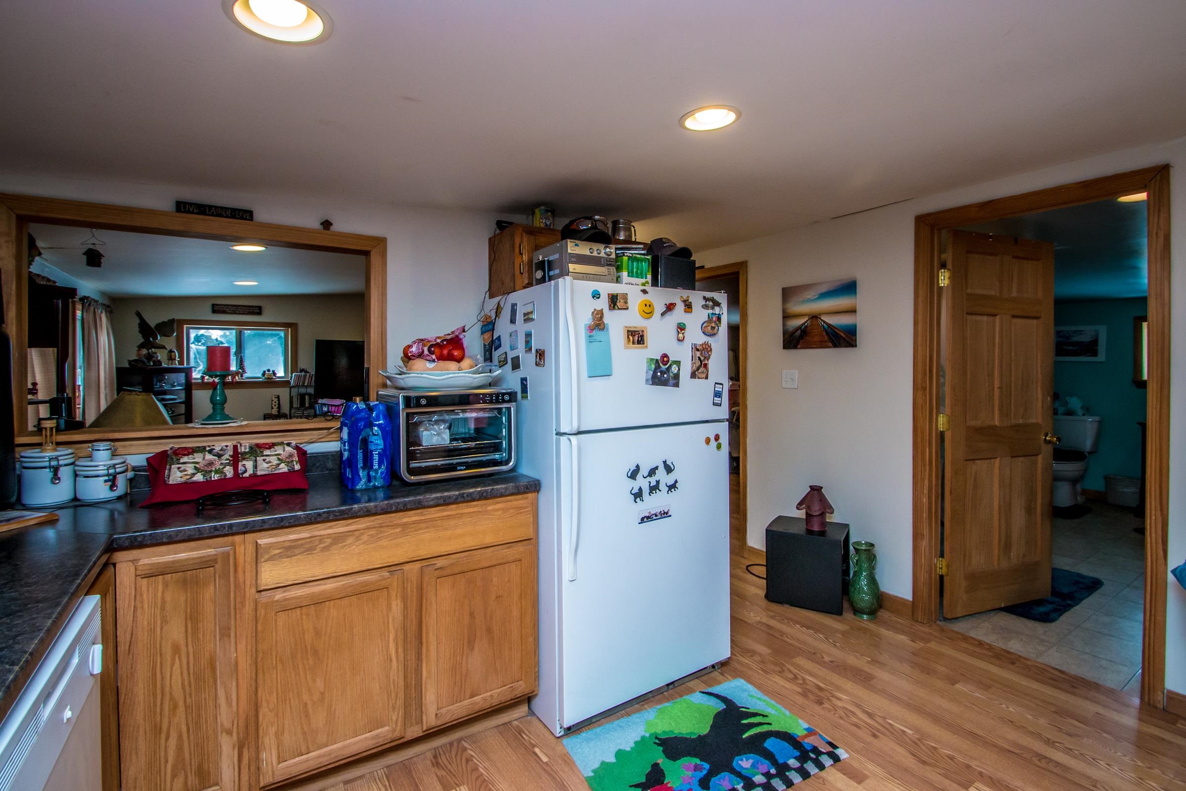 282 Jefferson Road Whitefield, NH 03598 - Photo 6 of 38