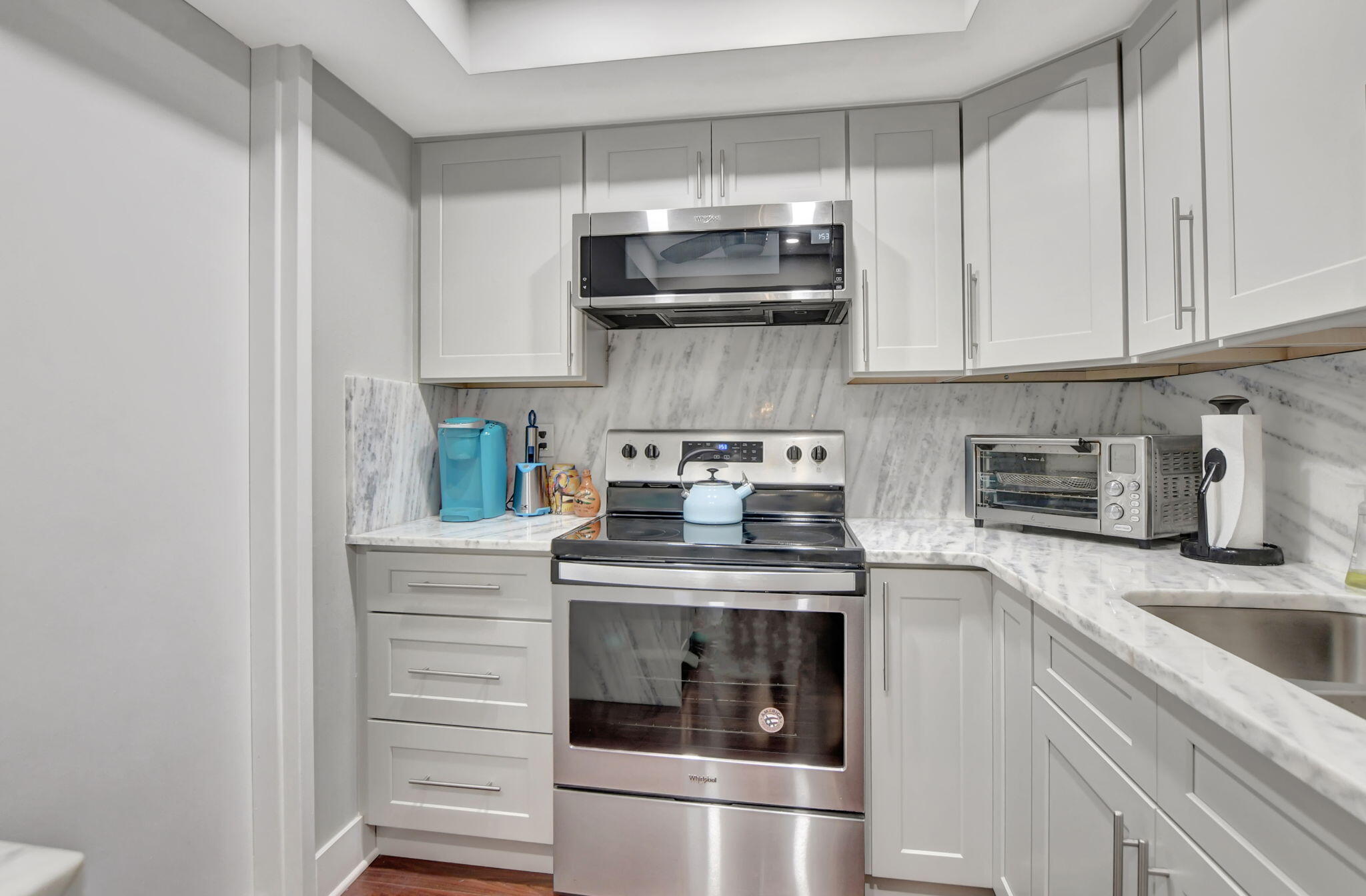 1923 Bridgewood Drive Boca Raton, FL 33434 - Photo 3 of 32 Kitchen