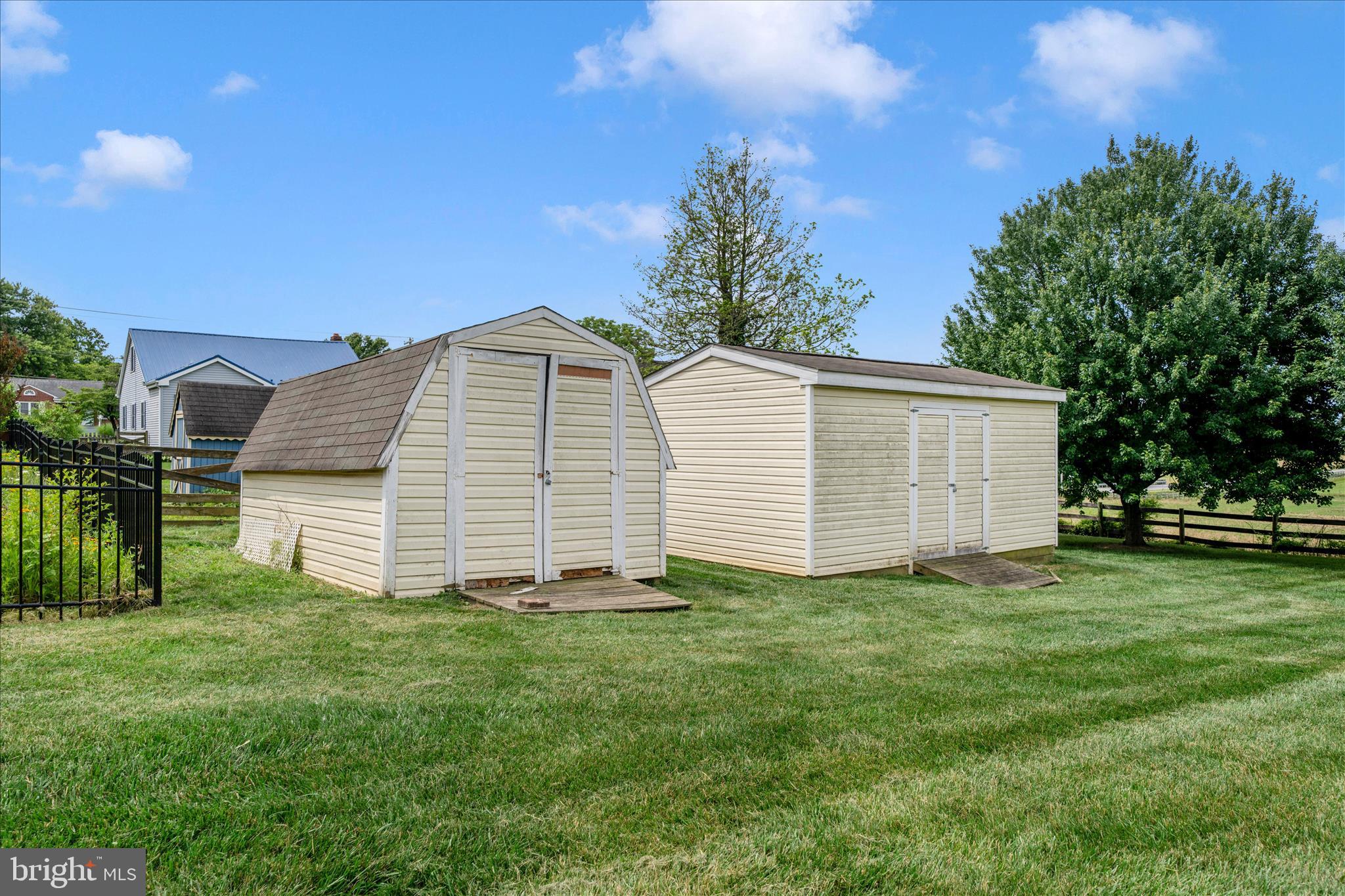 9534 Liberty Road Frederick, MD 21701 - Photo 55 of 70 a view of a house with backyard