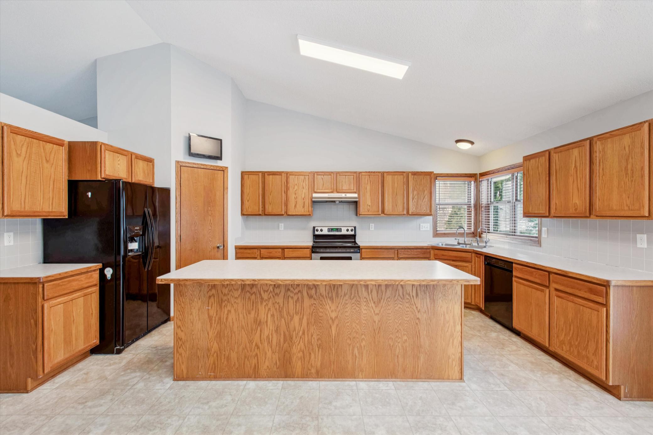 1379 Birch Drive Mayer, MN 55360 - Photo 3 of 30