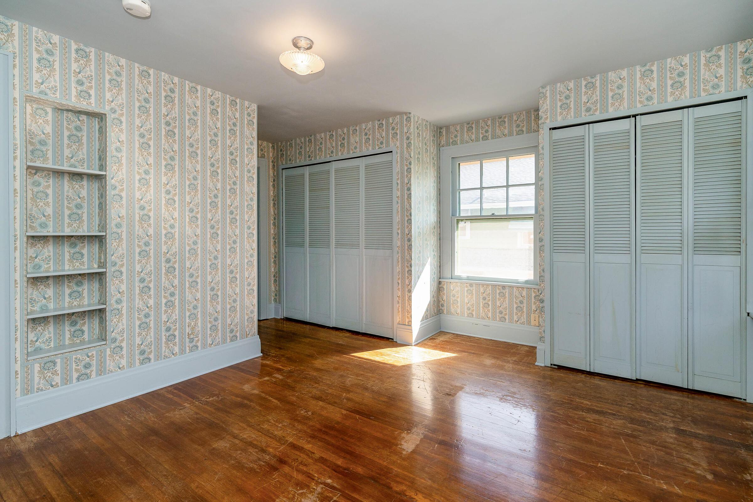 168 Fallis Road Columbus, OH 43214 - Photo 26 of 43 Primary Bedroom