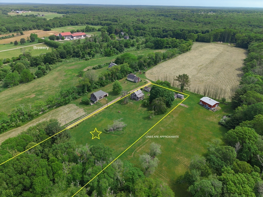 144 Horseneck Road Westport, MA 02790 - Photo 2 of 37