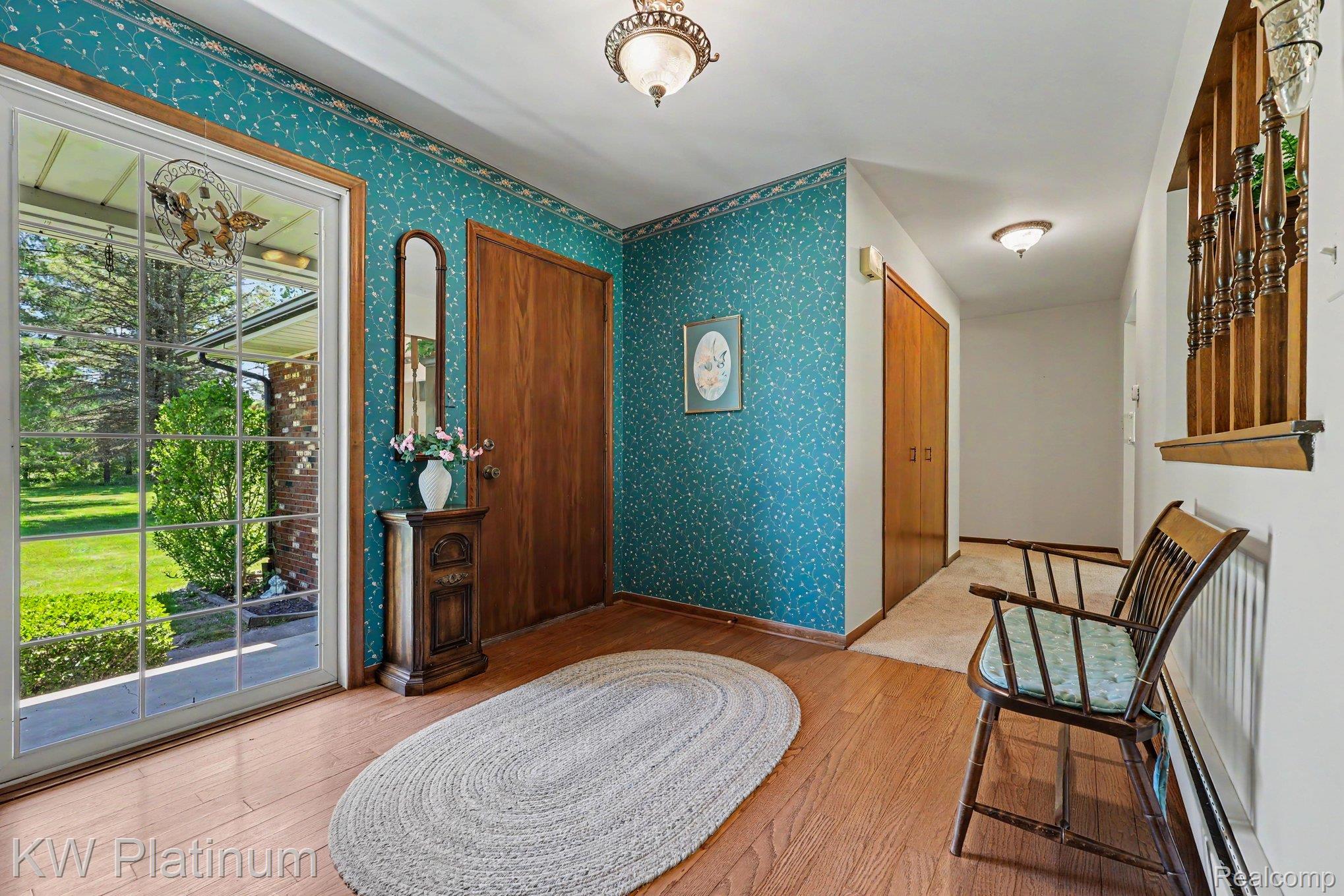 9474 Bartel Road Columbus, MI 48063 - Photo 6 of 31 006_file_6546.jpg
