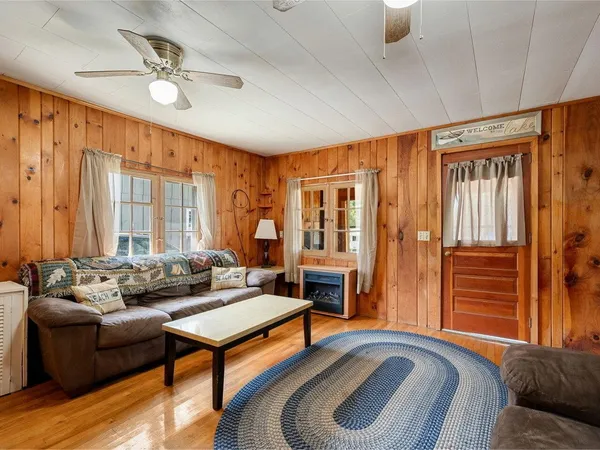 $299,000 | 33 Campano Drive, Georgia, VT 05478