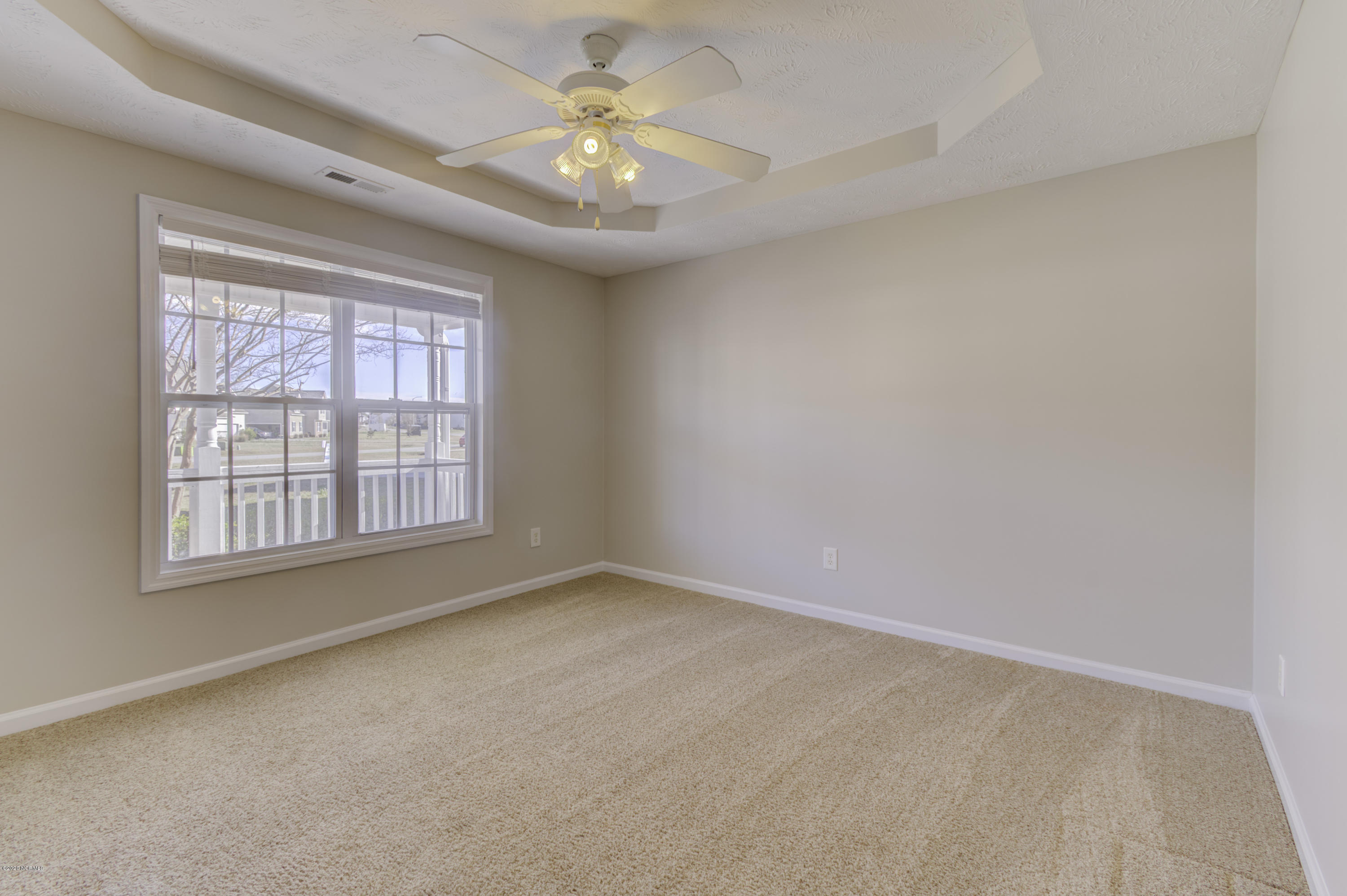263 Rutherford Way Jacksonville, NC 28540 - Photo 7 of 38 Office/Formal living room