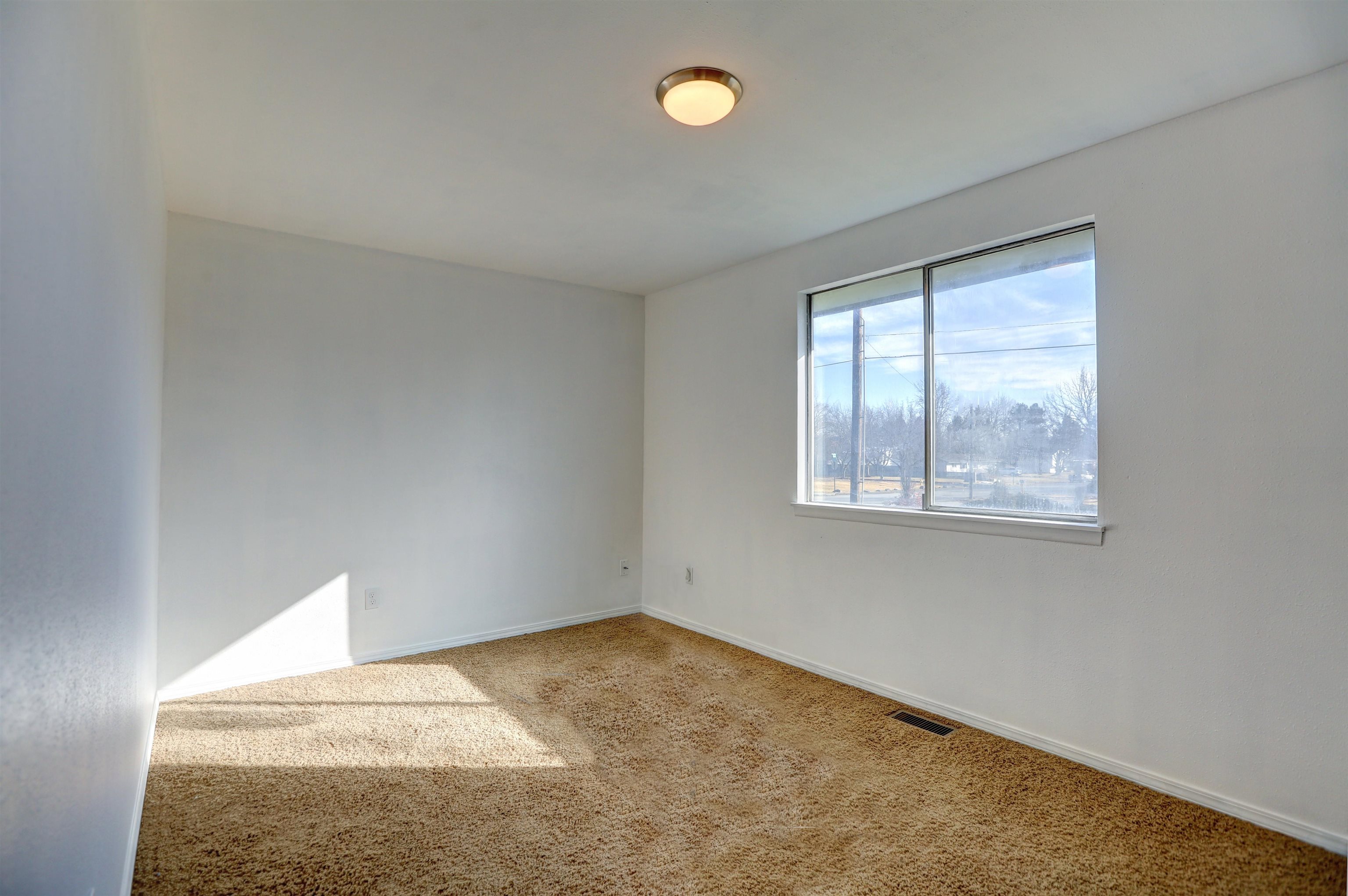 1113 South Century Road Spokane Valley, WA 99037 - Photo 21 of 36